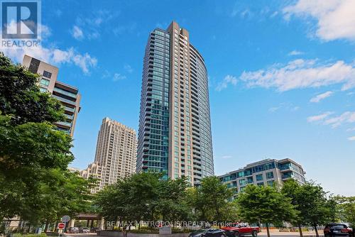 208 - 215 FORT YORK BOULEVARD , Toronto, Ontario M5V 4A2 2
