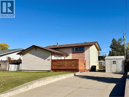 1916 93 Avenue, Dawson Creek, BC 