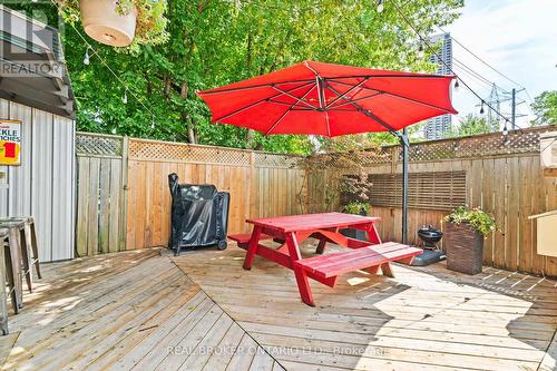 5 Acorn Avenue, Toronto, ON 
