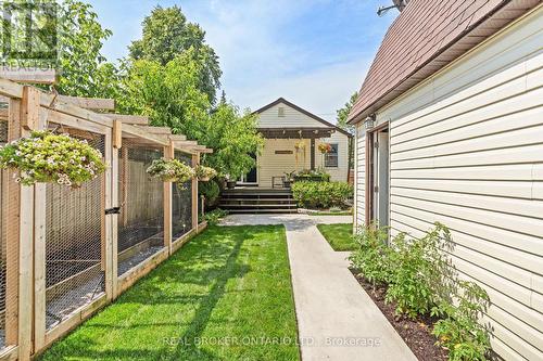 5 Acorn Avenue, Toronto, ON 