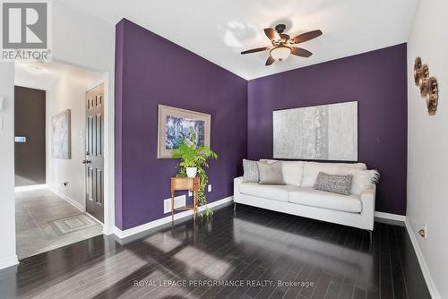 275 Eric Czapnik Way, Ottawa, ON 