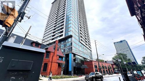4307 - 609 SHERBOURNE STREET , Toronto, Ontario M4X 0A4 2