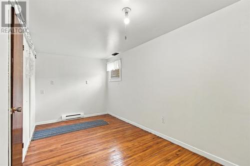 127 Main Road, Mobile, NL 