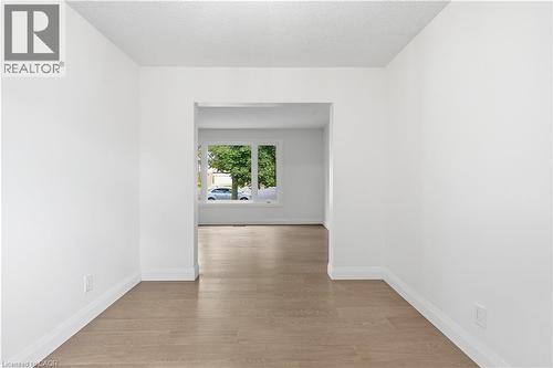 27 Cummington Place, Welland, ON 
