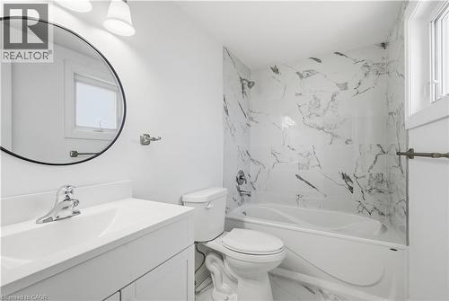 27 Cummington Place, Welland, ON 