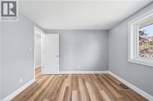 27 Cummington Place, Welland, ON 