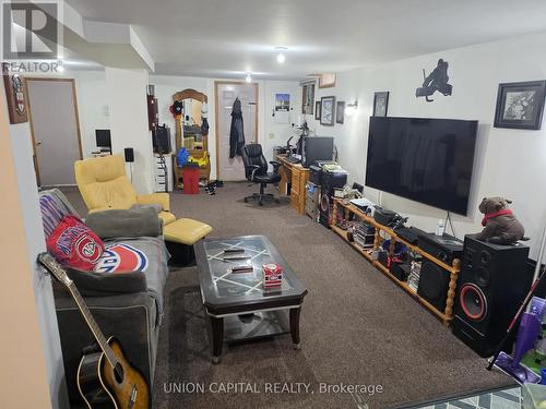 2363 Strathmore Crescent, Pickering, ON 