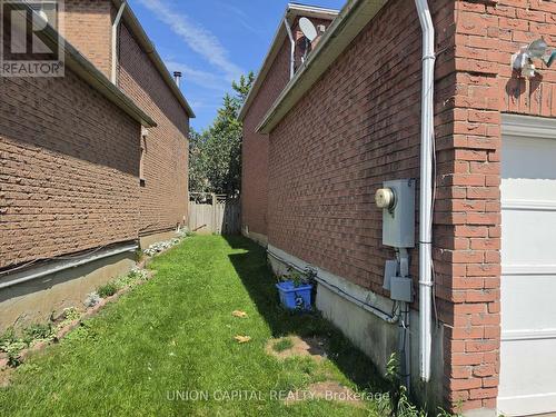2363 Strathmore Crescent, Pickering, ON 