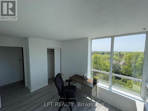 505 - 711 Rossland Road E, Whitby, ON 