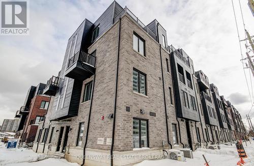 3079 Pharmacy Avenue, Toronto, ON 