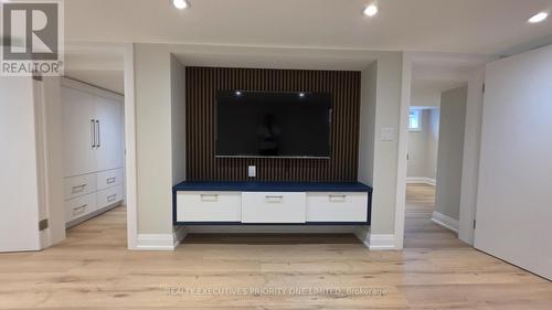 BASEMENT - 10 LASCELLES BOULEVARD , Toronto, Ontario M4V 2B5 2