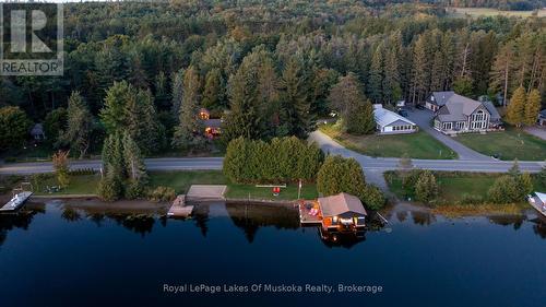 Deep water for diving! - 2 Leslie Drive W, Bracebridge (Monck (Bracebridge)), ON 