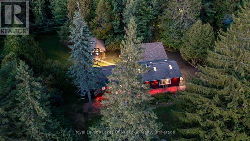 As the crow flies!! - 2 Leslie Drive W, Bracebridge (Monck (Bracebridge)), ON 