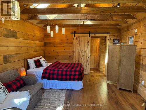 The Bunkie is incredible! - 2 Leslie Drive W, Bracebridge (Monck (Bracebridge)), ON 