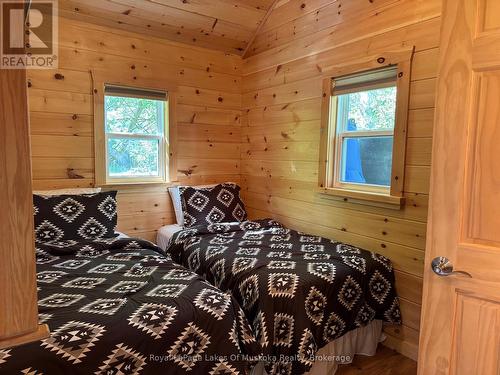 Bunkie Bedroom - 2 Leslie Drive W, Bracebridge (Monck (Bracebridge)), ON 