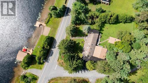 corner lot - 2 Leslie Drive W, Bracebridge (Monck (Bracebridge)), ON 