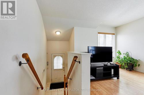 8 Knowles Street, Ajax, ON 