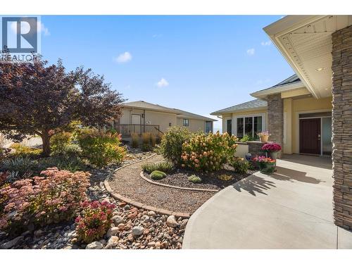 Low maintenance front yard landscaping - 2442 Bella Vista Street, Kelowna, BC 