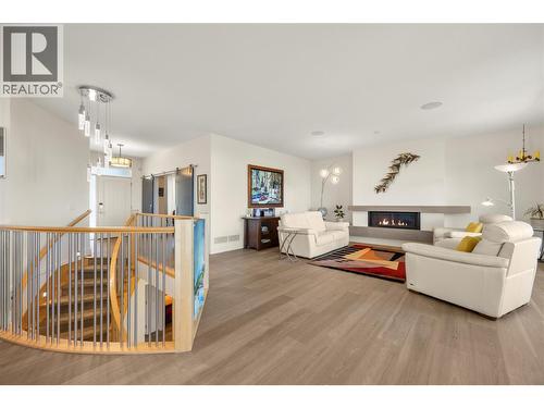 2442 Bella Vista Street, Kelowna, BC 