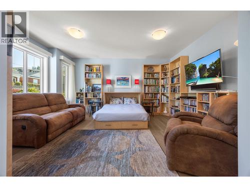 2442 Bella Vista Street, Kelowna, BC 