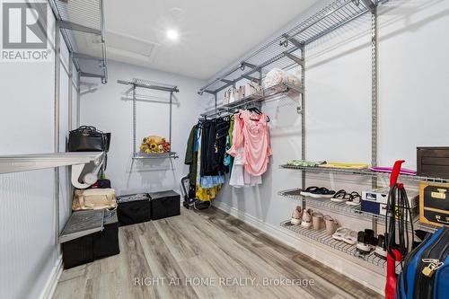 23 Croxall Boulevard, Whitby, ON 