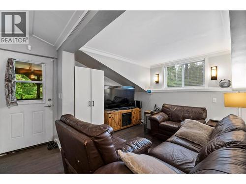 2675 Fraser Road, Anglemont, BC 
