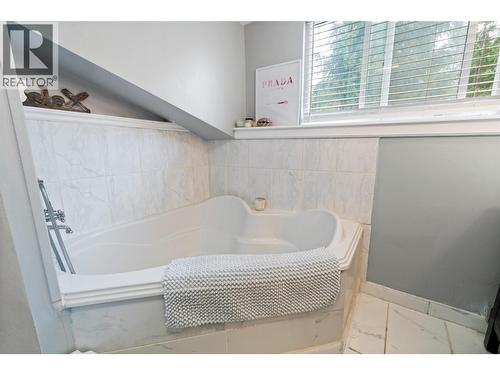2675 Fraser Road, Anglemont, BC 