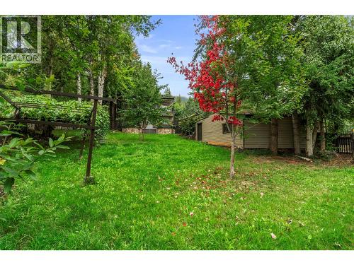 2675 Fraser Road, Anglemont, BC 