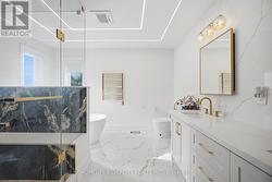Primary Washroom - 