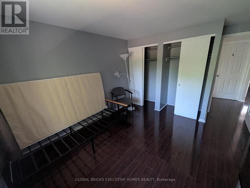 ROOM#2 - 5 ONSLOW COURT , Oakville, Ontario L6H 1J2 5