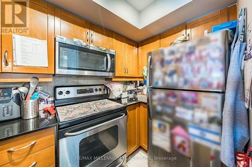 902 - 50 Disera Drive, Vaughan, ON 