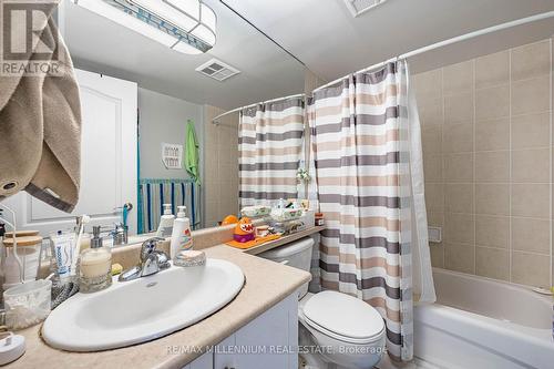 902 - 50 Disera Drive, Vaughan, ON 