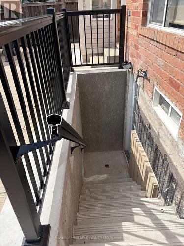 BSMT - 49 PONYMEADOW (BSMT) WAY , Brampton, Ontario L6X 0M5 2