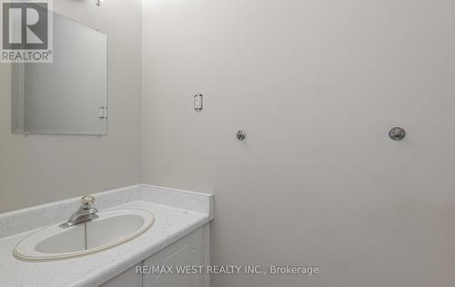 104 - 900 Central Park Drive, Brampton, ON 