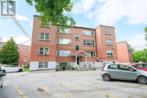 9 - 2422 New Street, Burlington, ON 