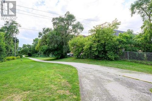 9 - 2422 New Street, Burlington, ON 