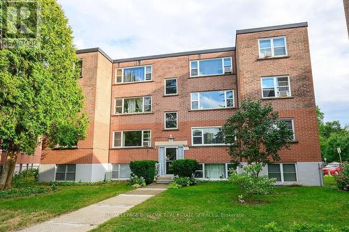 9 - 2422 New Street, Burlington, ON 