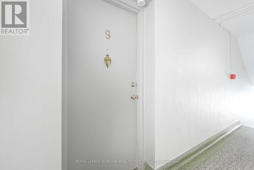9 - 2422 New Street, Burlington, ON 