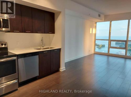 4102 - 2200 LAKE SHORE BOULEVARD W , Toronto, Ontario M8V 1A4 4