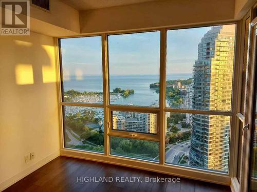 4102 - 2200 LAKE SHORE BOULEVARD W , Toronto, Ontario M8V 1A4 5