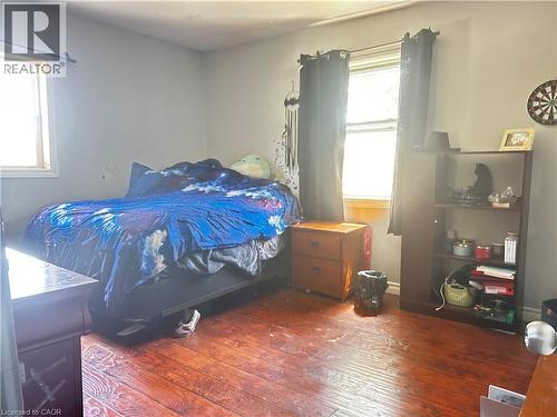 8 Nelson Street, Webbwood, ON 