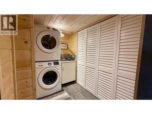 4867 Gloinnzun Drive, 108 Mile Ranch, BC 