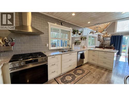 4867 Gloinnzun Drive, 108 Mile Ranch, BC 