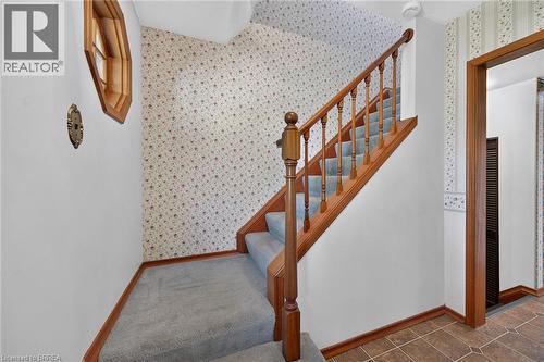 5 Rathbun Place, Brantford, ON 