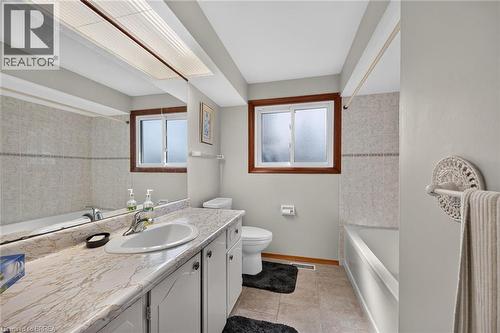 5 Rathbun Place, Brantford, ON 
