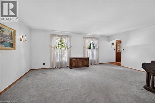 5 Rathbun Place, Brantford, ON 