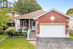 5 RAYBURN STREET Ottawa, ON K2K 3K8
