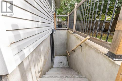 Private secondary unit entrance - 5 Rayburn Street, Ottawa, ON 