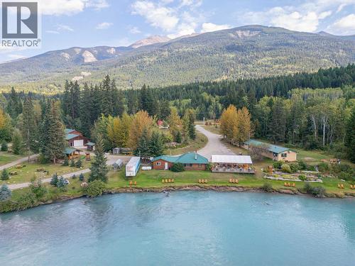11957 L'Heureux (Tete Jaune Lodge), Valemount, BC 