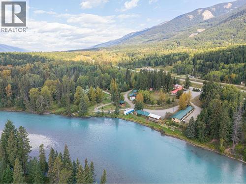 11957 L'Heureux (Tete Jaune Lodge), Valemount, BC 